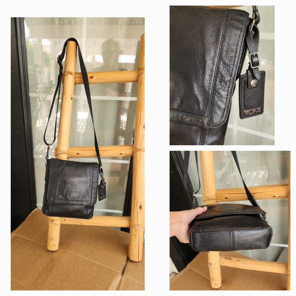 Tumi Black Leather Men's Bag - Picture 1 of 2
